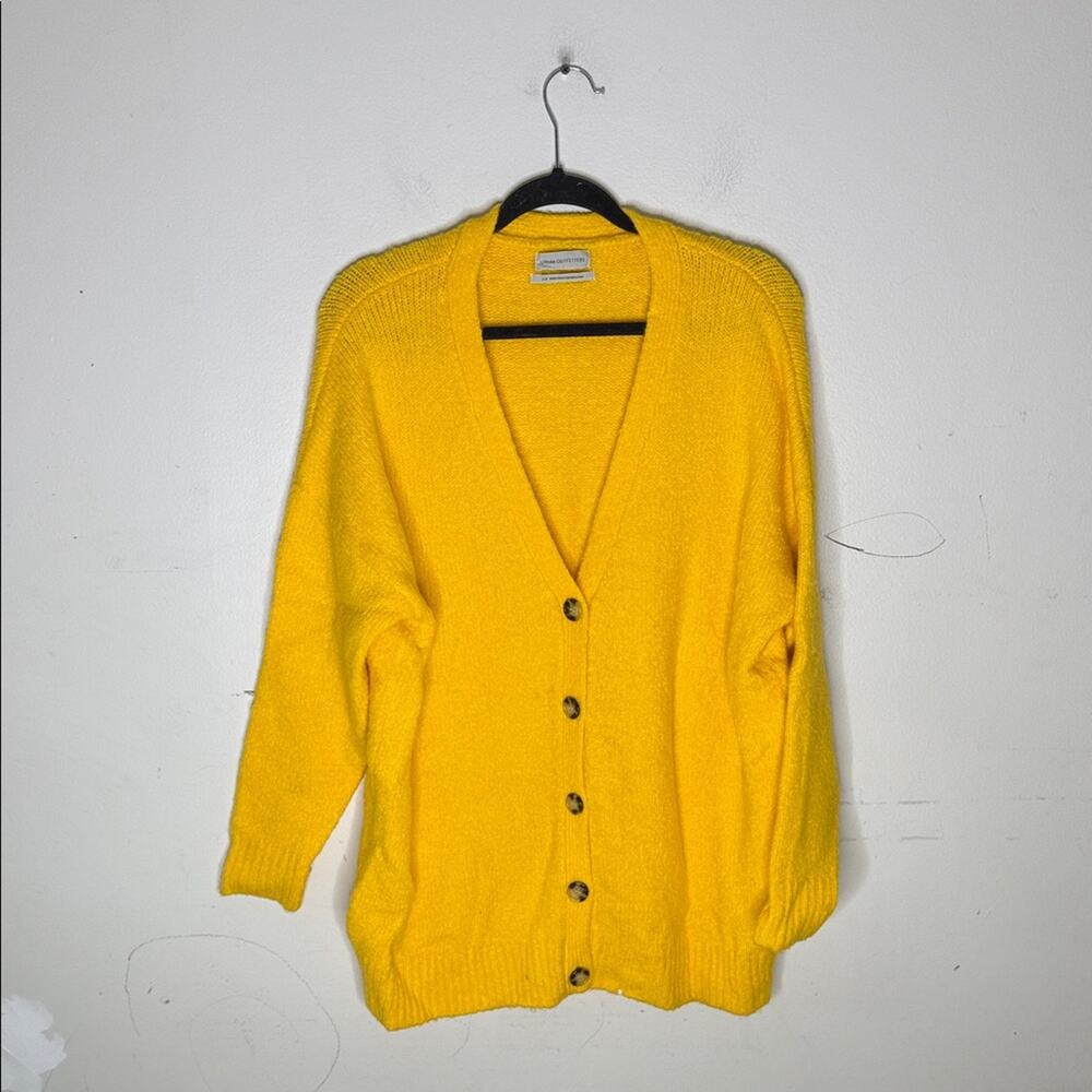 Urban Outfitters Yellow Acrylic Women's Cardigan Size Small